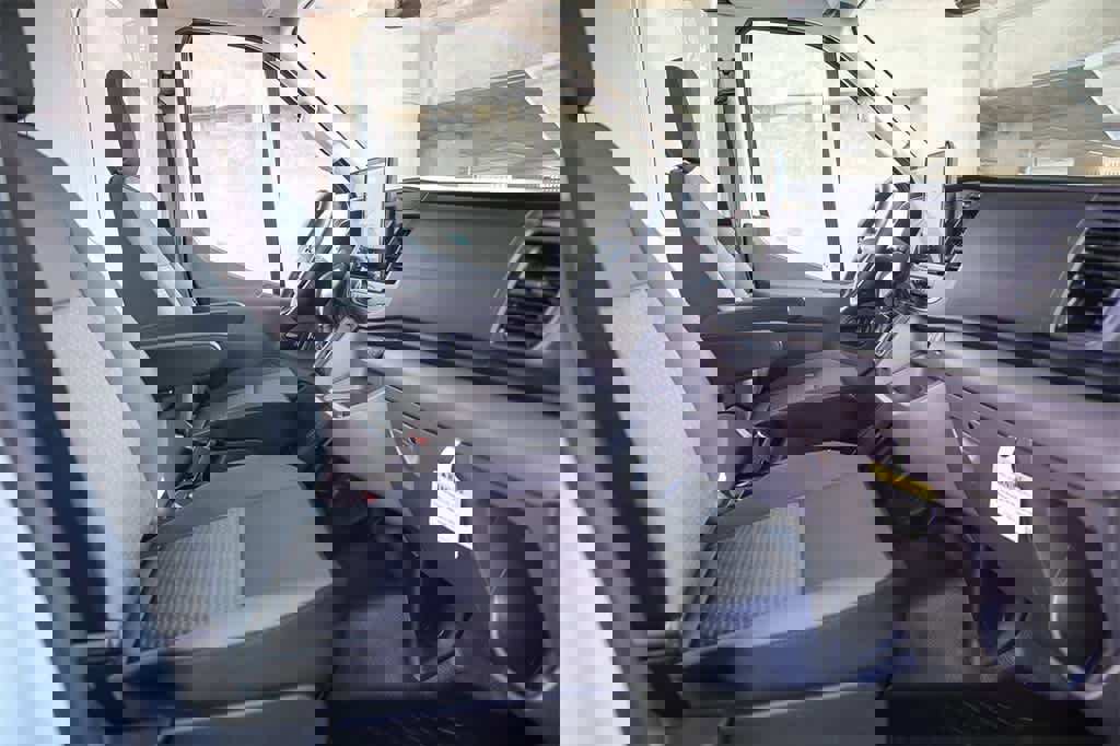 New 2026 Ford Transit 250 148 Medium Roof image 15