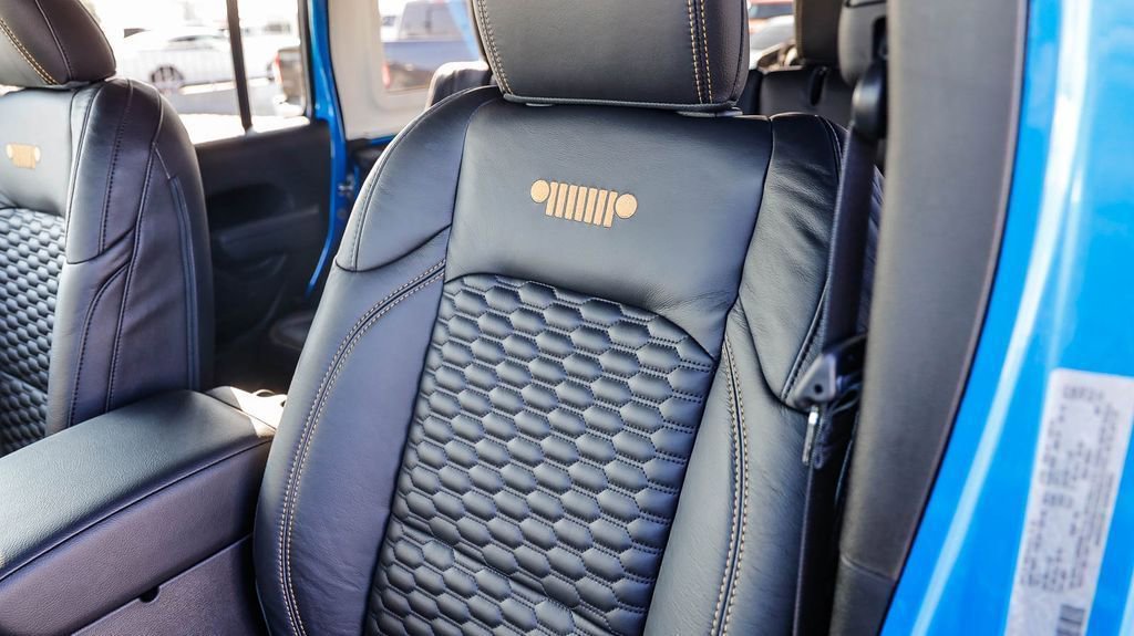 New 2025 Jeep Wrangler Sport S image 26