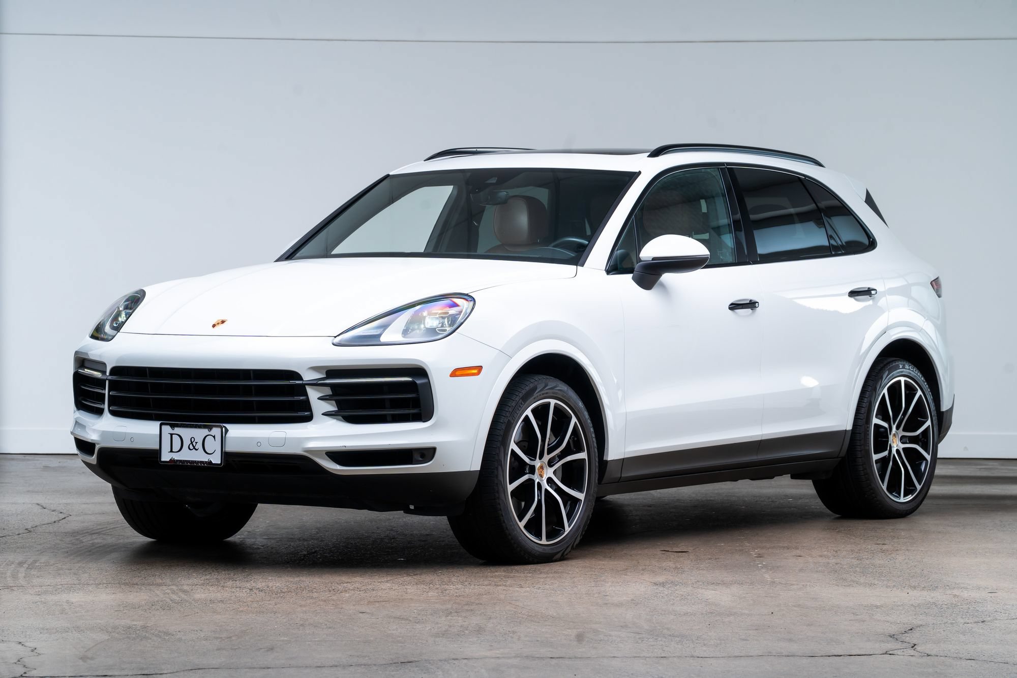Used 2019 Porsche Cayenne S AWD/4WD image 3