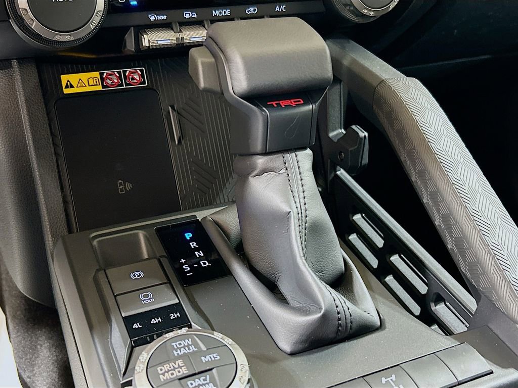 New 2026 Toyota 4Runner TRD Off-Road Premium AWD/4WD image 16