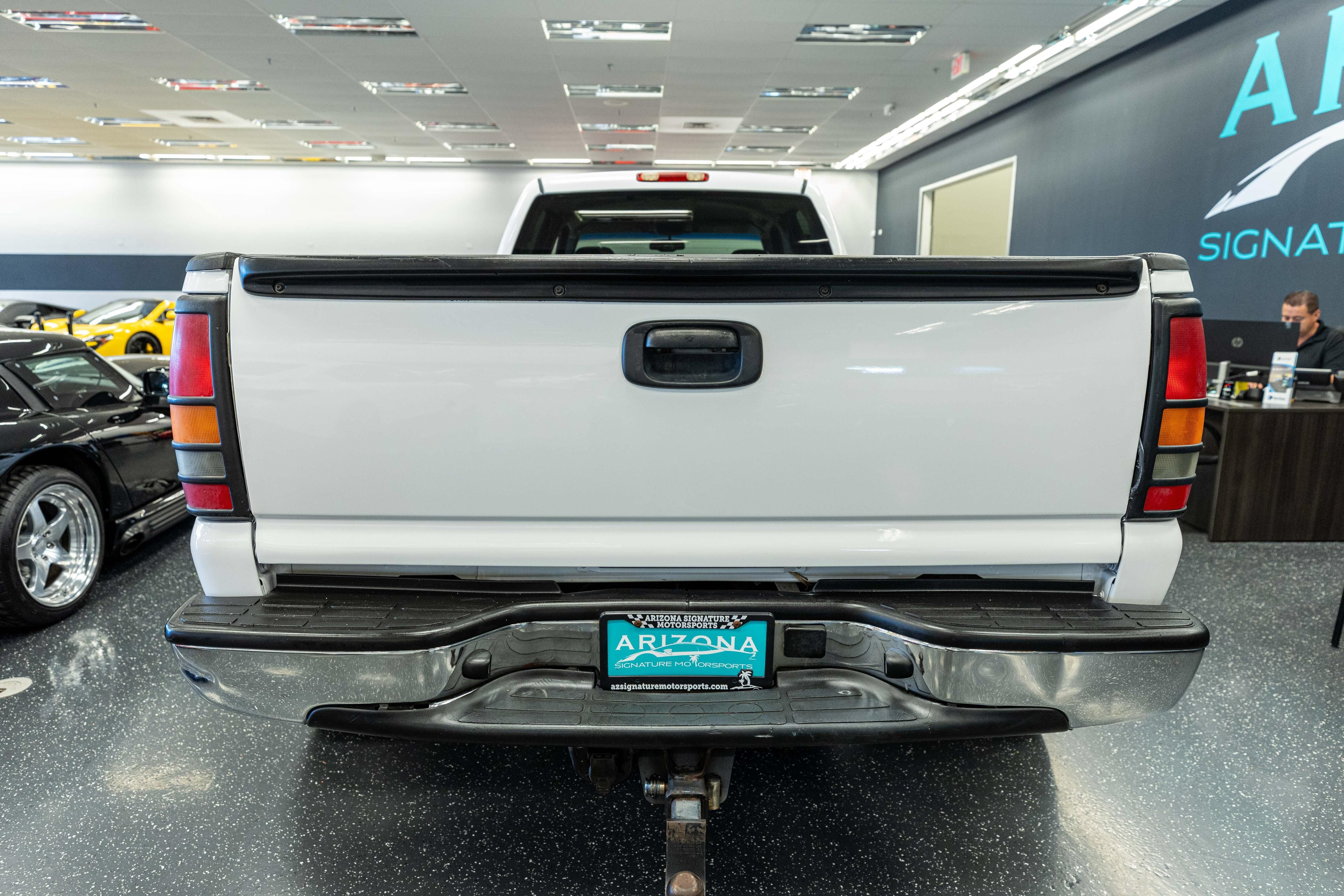 Used 2007 GMC Sierra 3500 SLT w/ Heavy-Duty Power Package AWD/4WD image 7