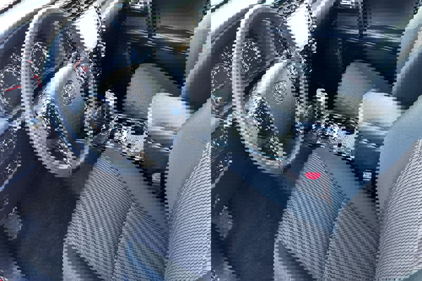 Used 2024 Toyota 4Runner TRD Off-Road image 9