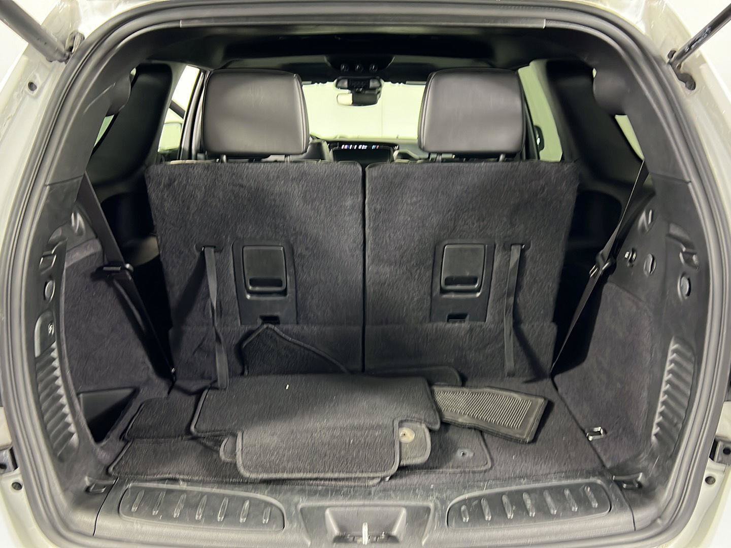 Used 2025 Dodge Durango R/T AWD/4WD image 32