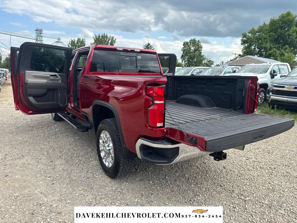 Used 2025 Chevrolet Silverado 2500 LTZ w/ LTZ Plus Package AWD/4WD image 39