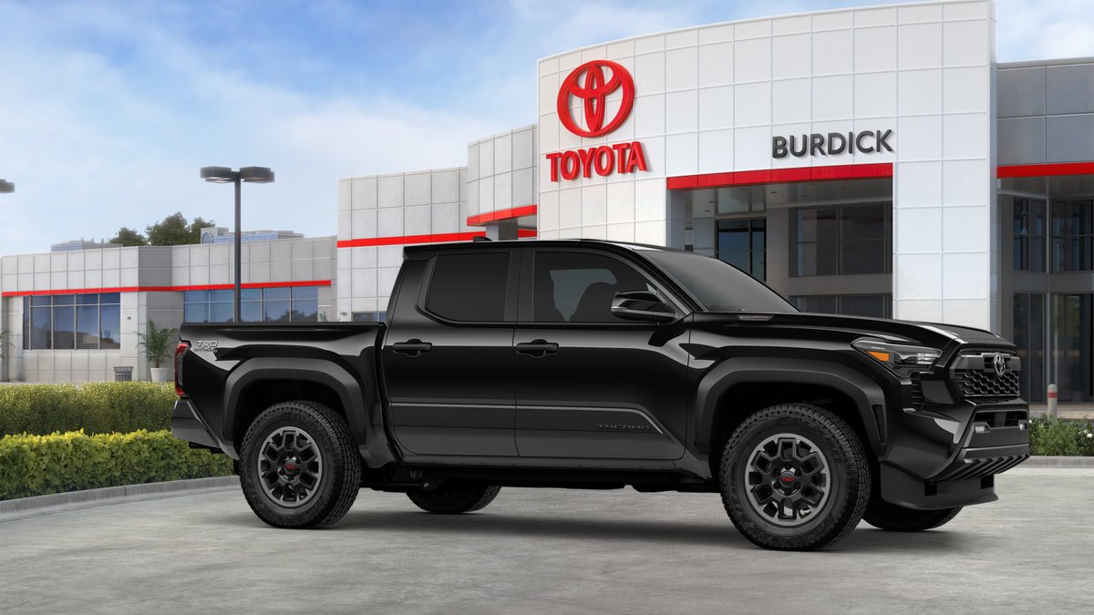 New 2025 Toyota Tacoma TRD Off-Road image 15