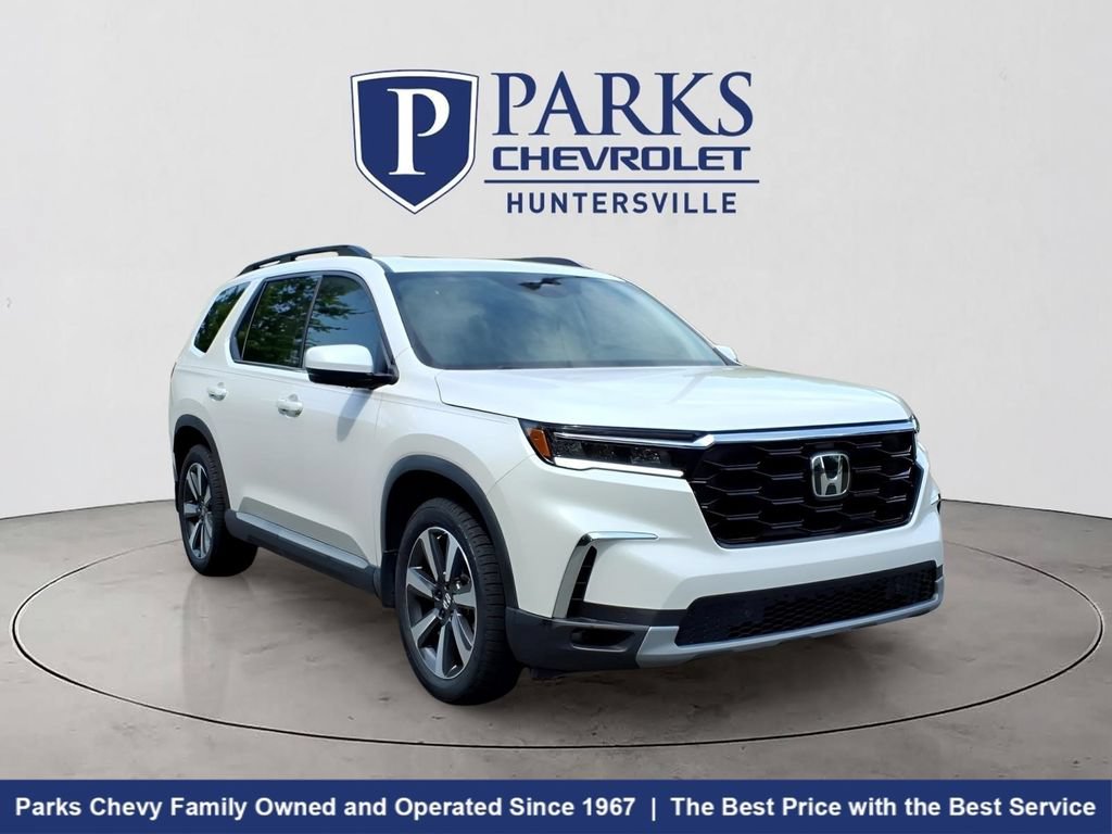 Used 2023 Honda Pilot Touring video 1