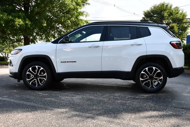Used 2023 Jeep Compass Limited AWD/4WD image 4