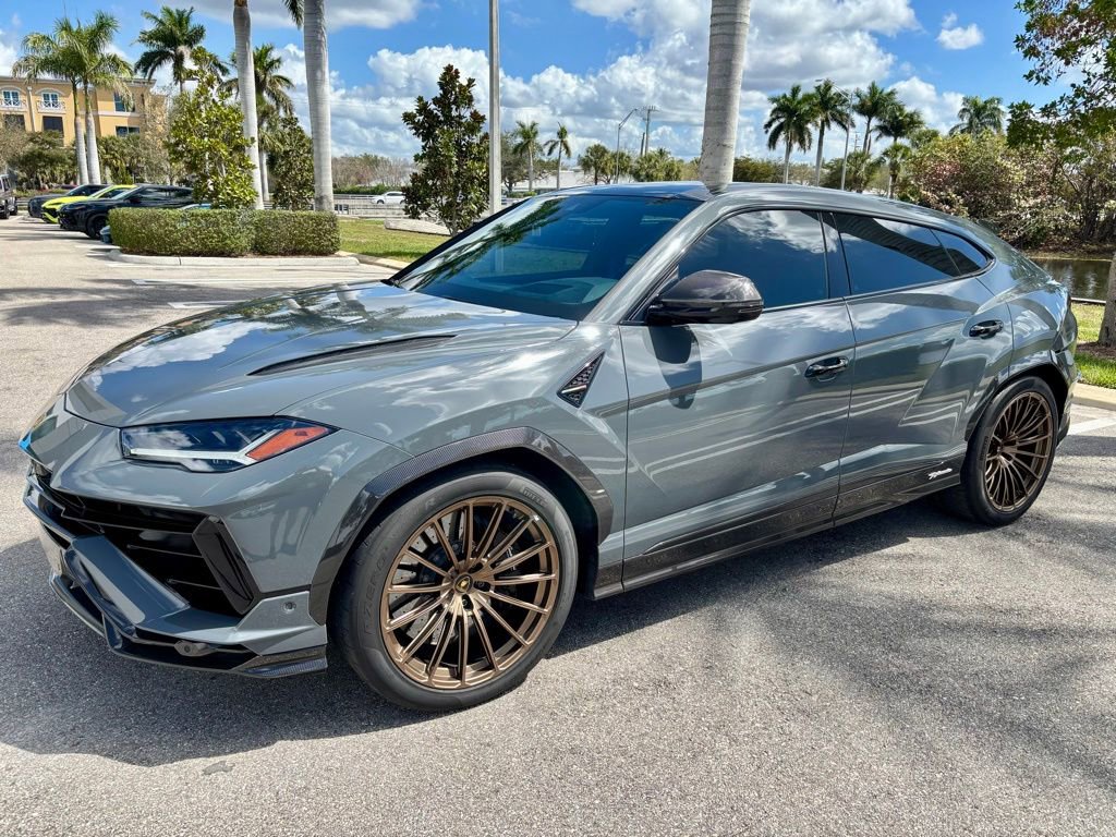 Used 2024 Lamborghini Urus Performante AWD/4WD image 11