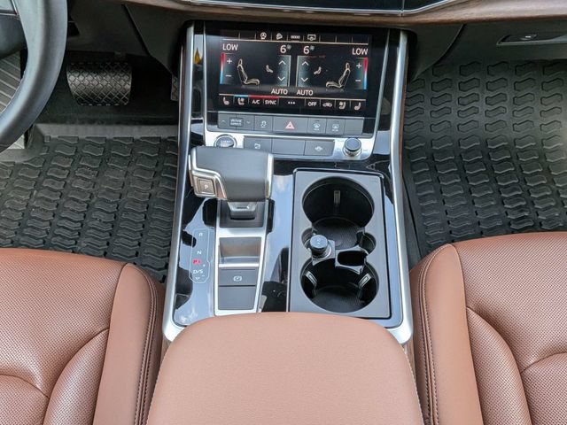 Used 2025 Audi Q8 Premium Plus AWD/4WD image 19