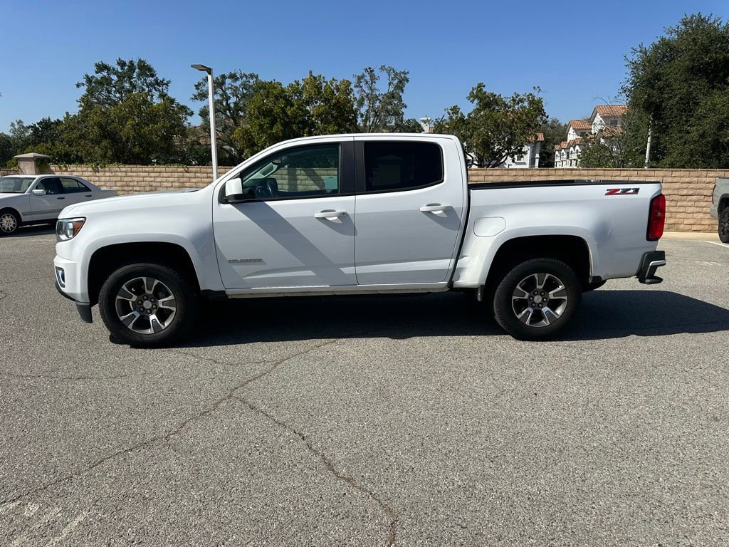 Used 2017 Chevrolet Colorado Z71 RWD image 2