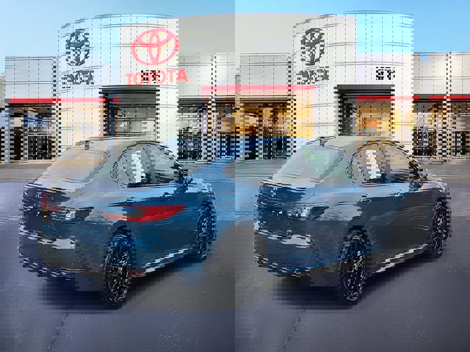 Used 2025 Toyota Camry SE image 5