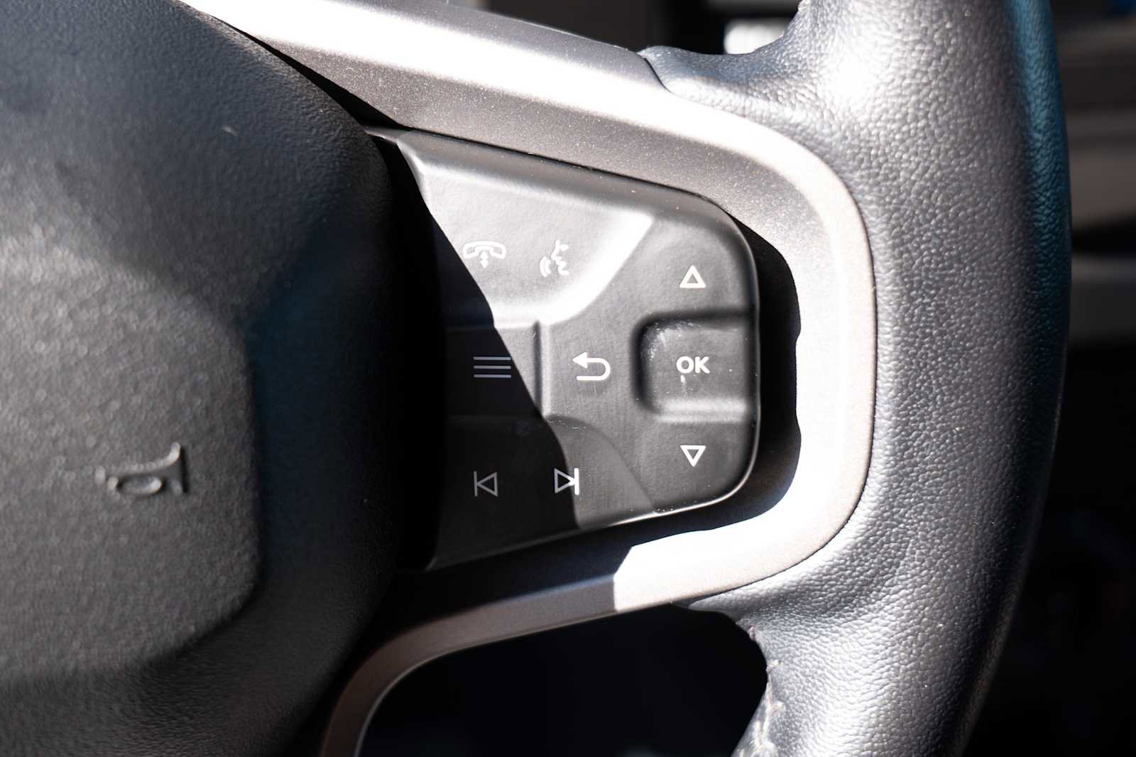 Used 2022 Ford Bronco Big Bend image 14