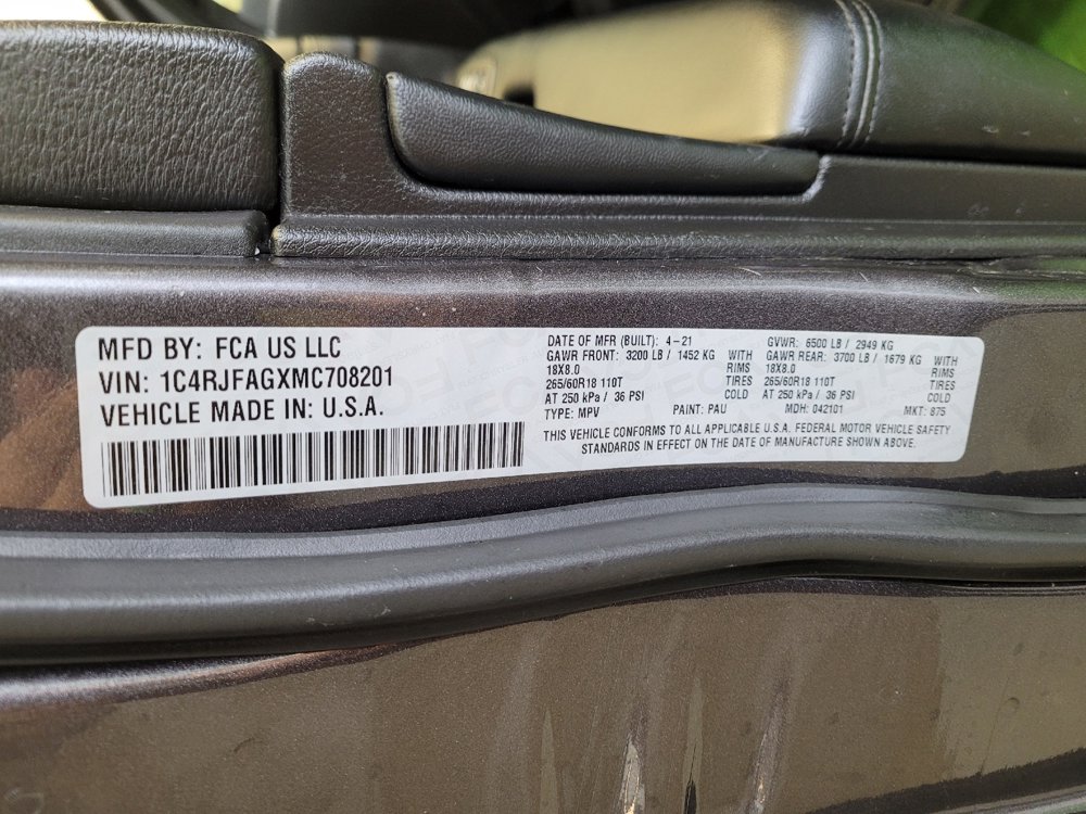 Used 2021 Jeep Grand Cherokee Laredo image 33