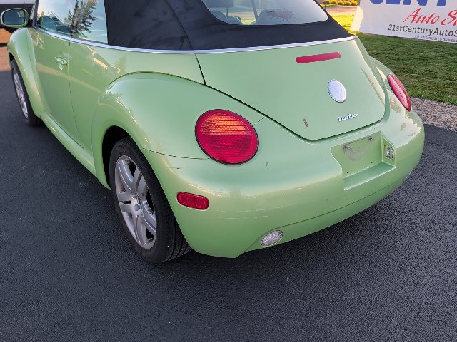 Used 2005 Volkswagen Beetle GLS FWD image 16
