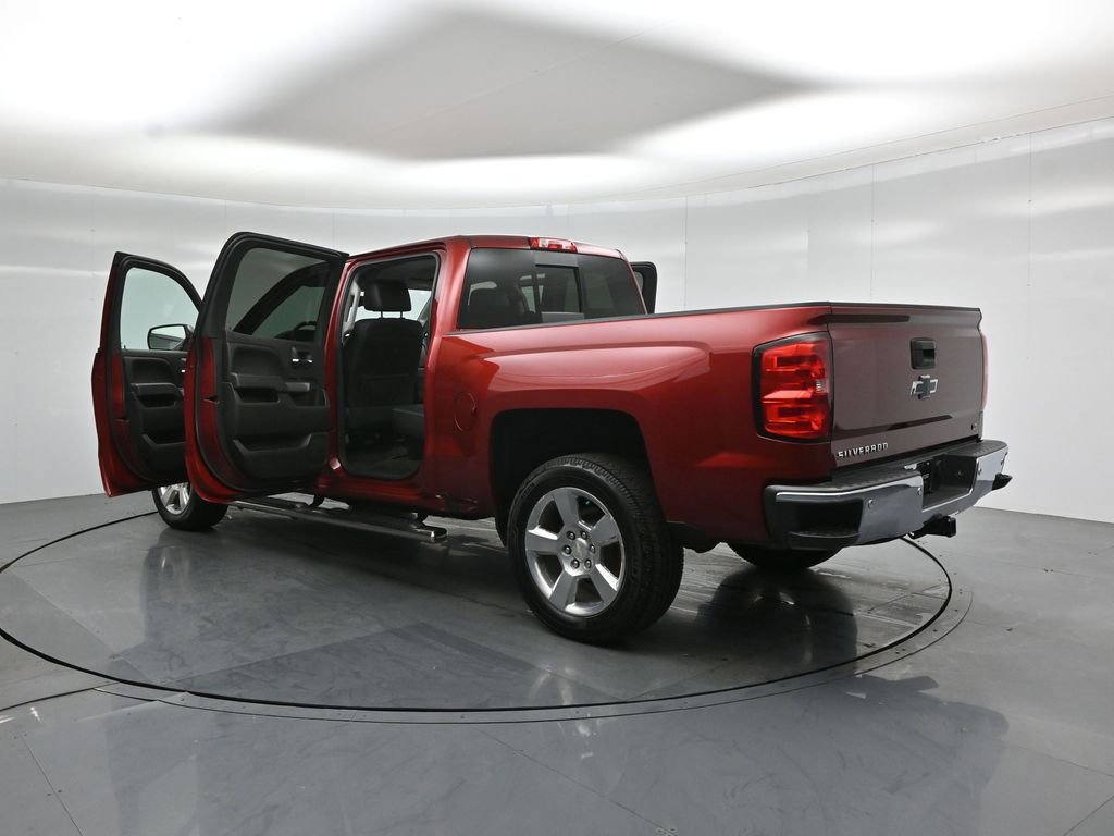 Used 2018 Chevrolet Silverado 1500 LT w/ All Star Edition image 32