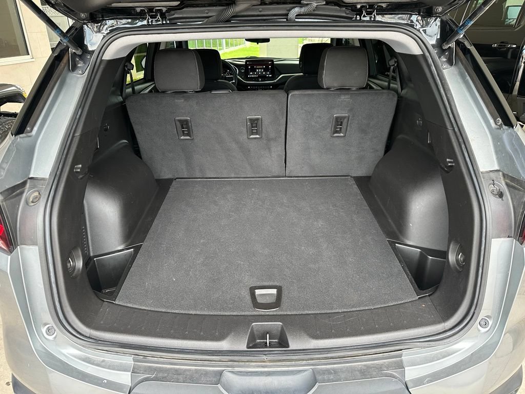 Used 2023 Chevrolet Blazer LT FWD image 31