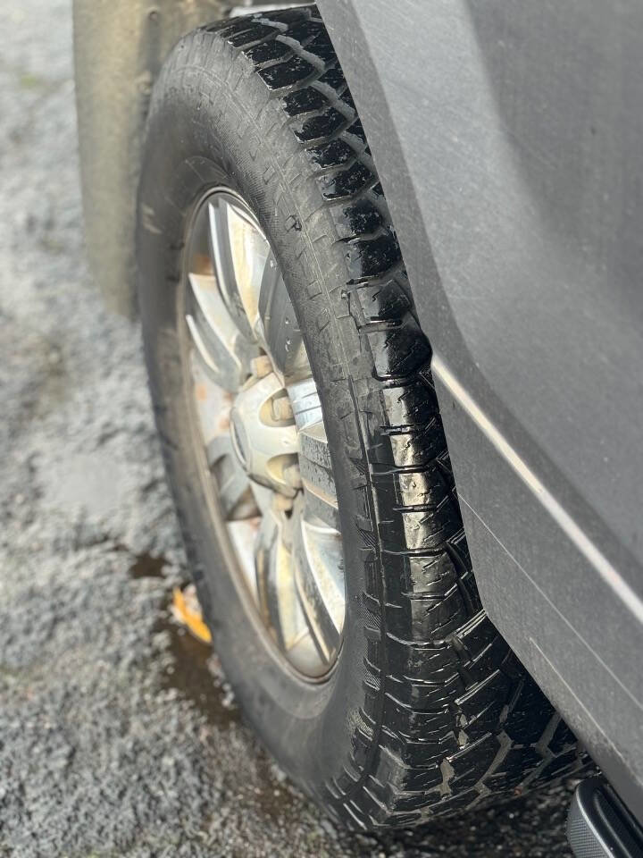 Used 2013 Ford F150 XLT w/ Luxury Equipment Group image 19