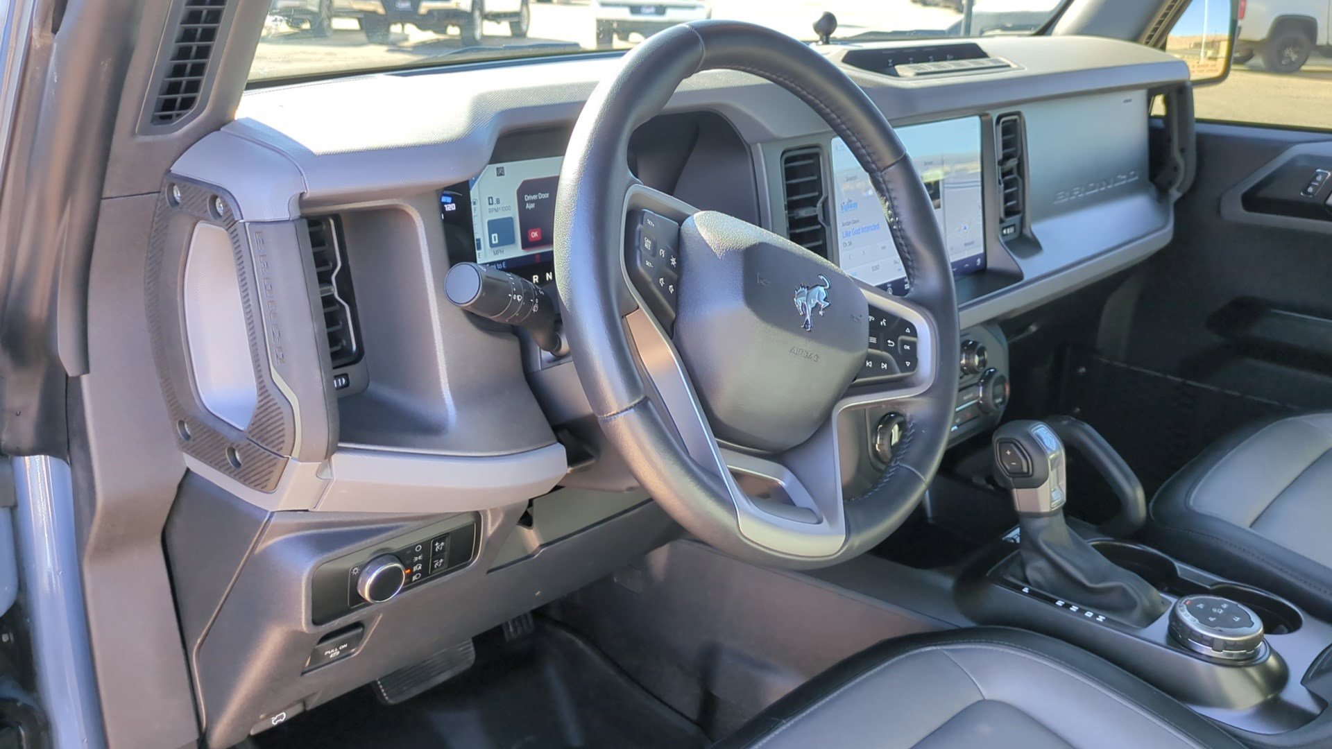 Used 2024 Ford Bronco Everglades image 12