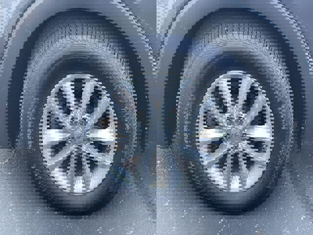 Used 2018 Kia Sorento LX AWD/4WD image 35