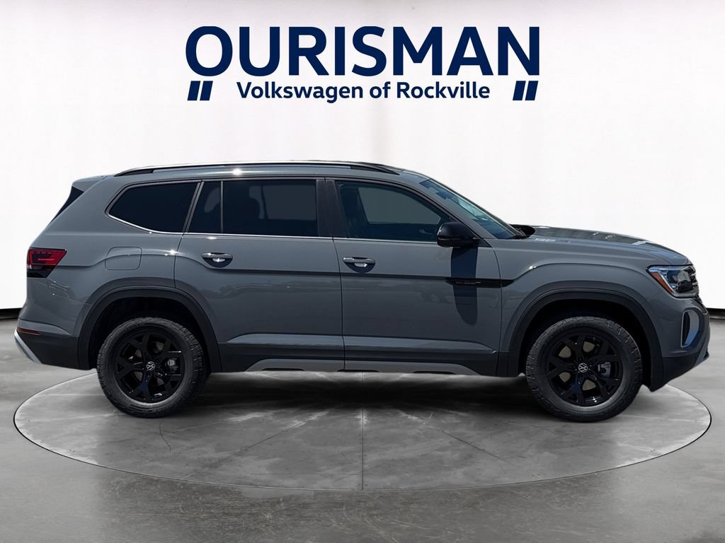 New 2026 Volkswagen Atlas Peak Edition AWD/4WD image 7