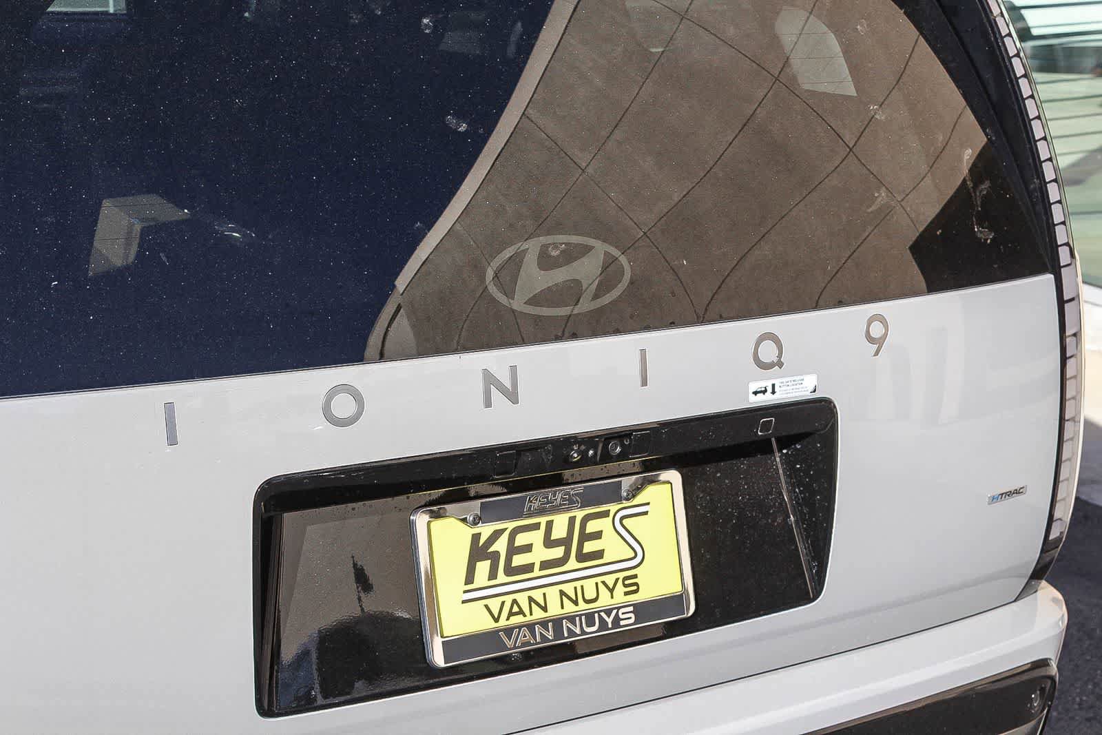 New 2026 Hyundai Ioniq 9 Calligraphy w/ Tow & Go Package image 14