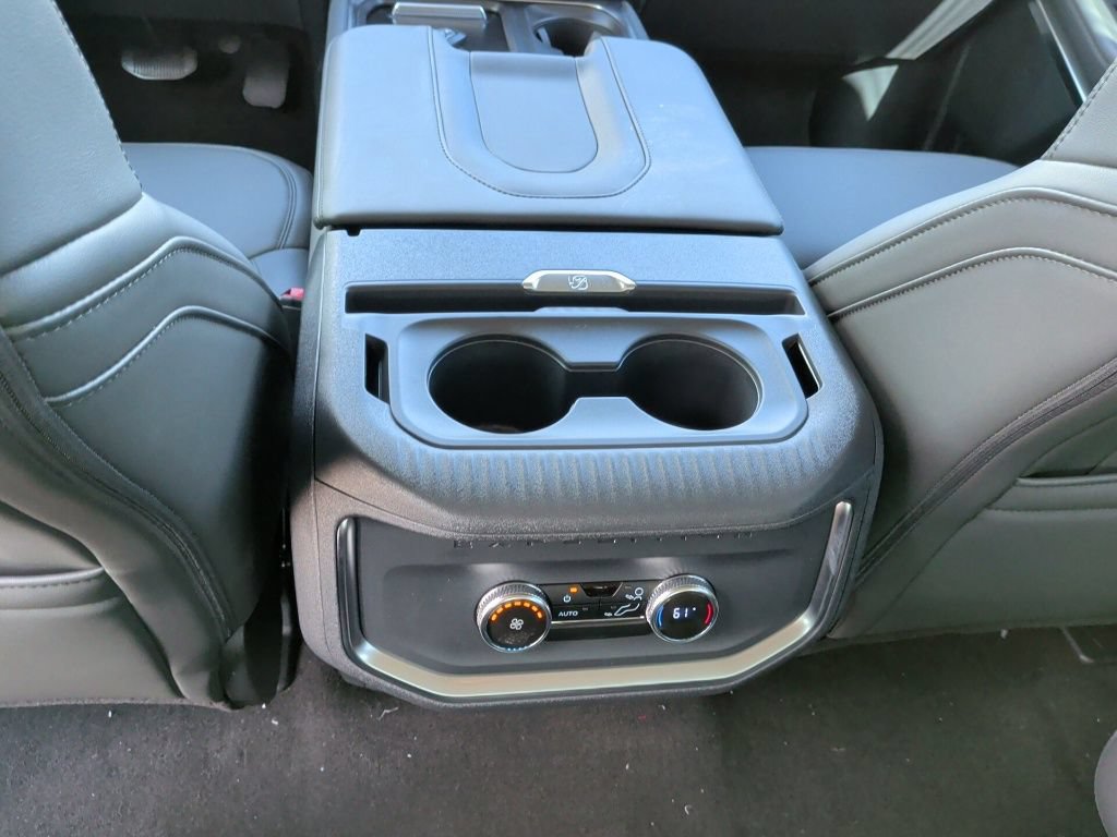 New 2026 Ford Expedition Active RWD image 38