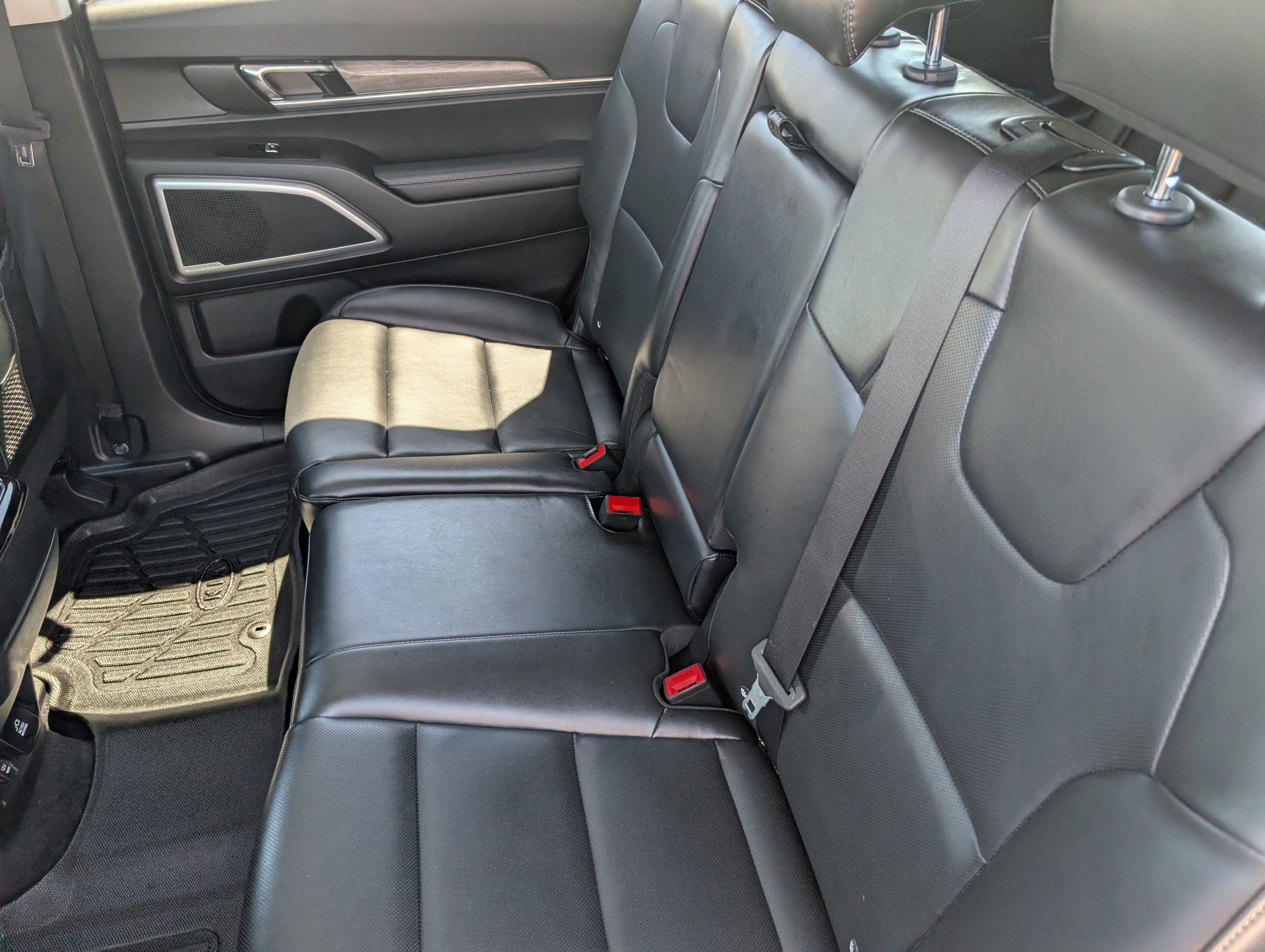 Used 2021 Kia Telluride EX AWD/4WD image 28