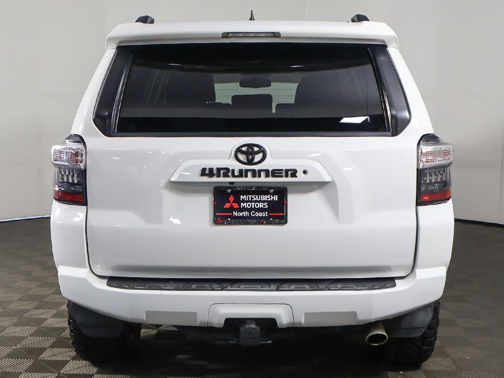 Used 2019 Toyota 4Runner SR5 Premium AWD/4WD image 11