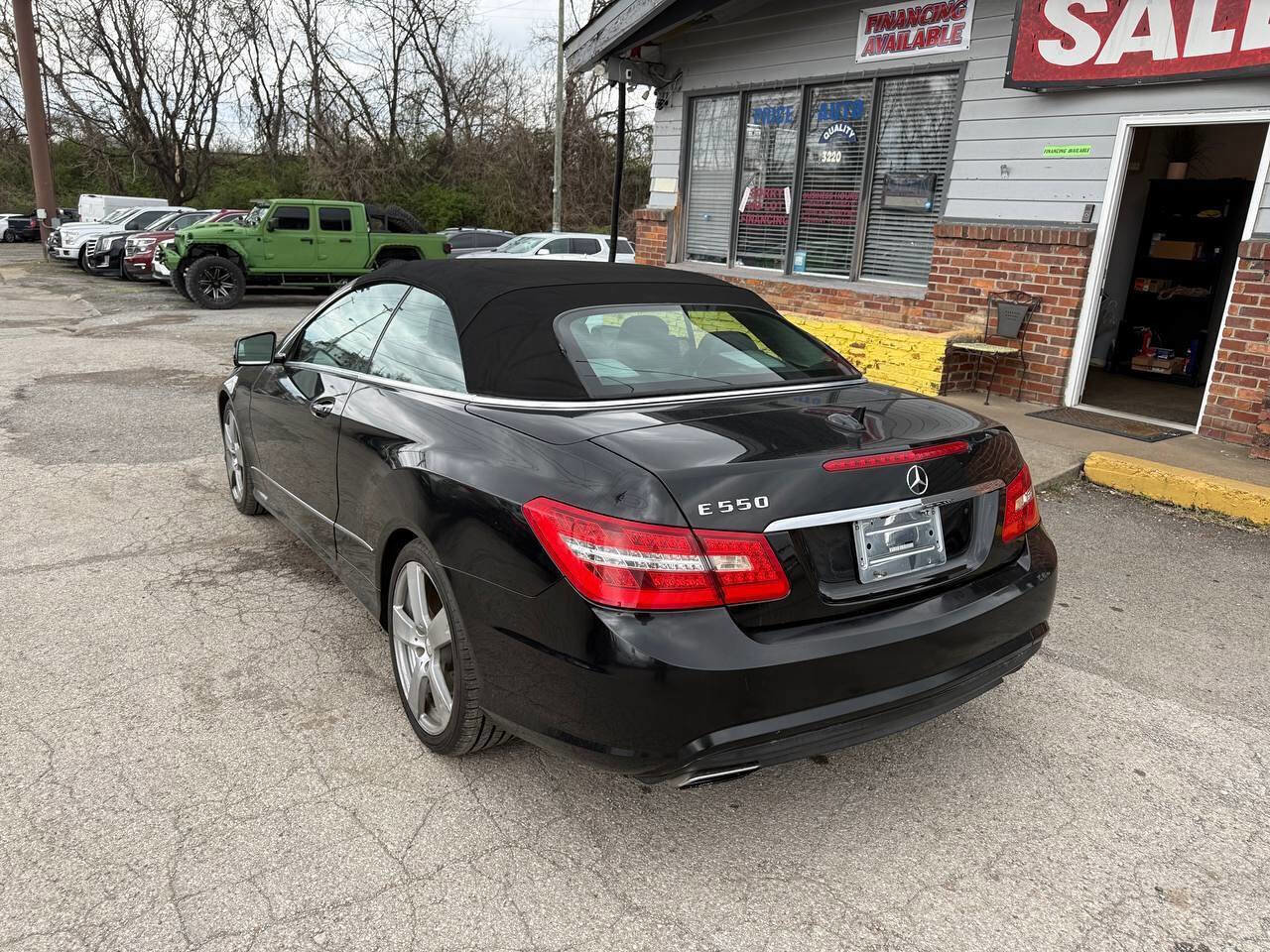 Used 2011 Mercedes-Benz E 550 Cabriolet w/ Premium 2 Pkg image 17