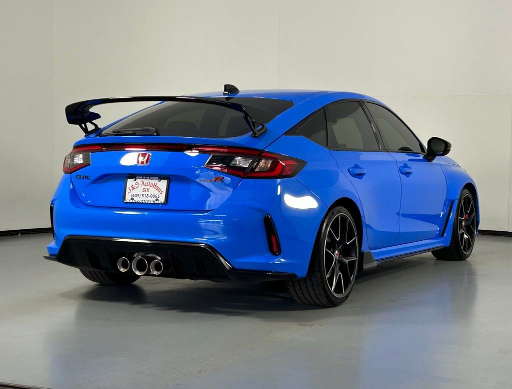 Used 2024 Honda Civic Type R image 7