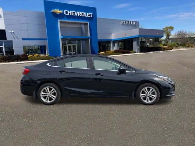 Used 2017 Chevrolet Cruze LT w/ Convenience Package image 29