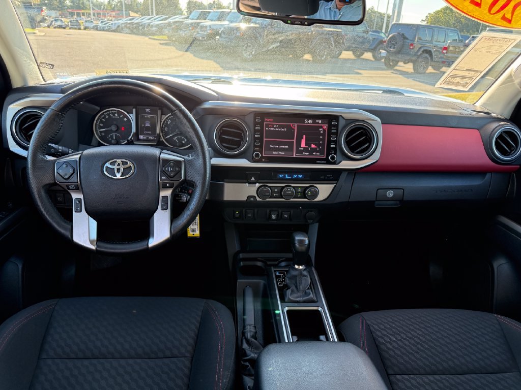 Used 2022 Toyota Tacoma SR5 w/ Technology Package RWD image 7