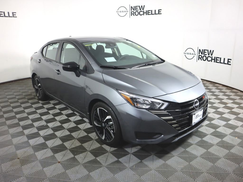 Certified 2025 Nissan Versa SR w/ Trunk Package image 3