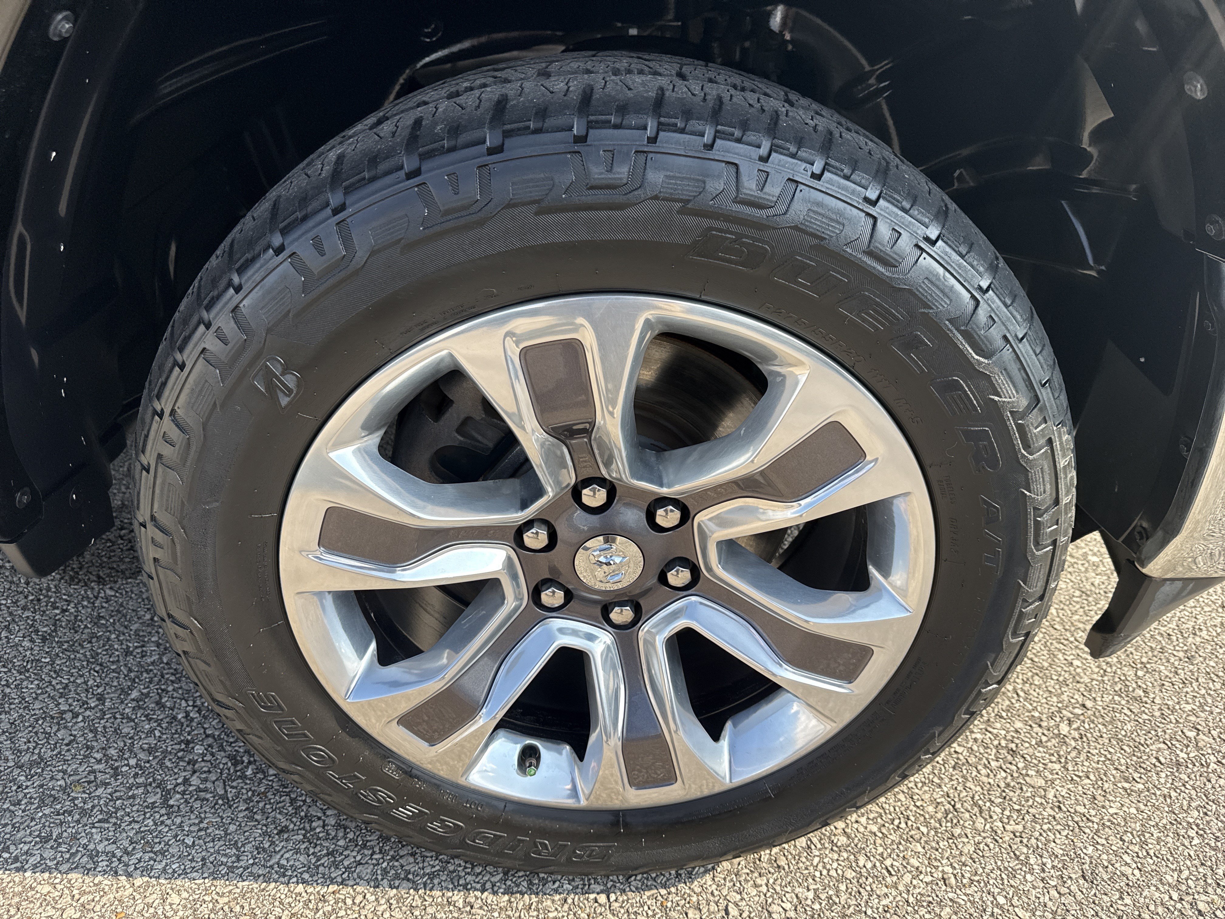 Used 2019 RAM 1500 Limited AWD/4WD image 11