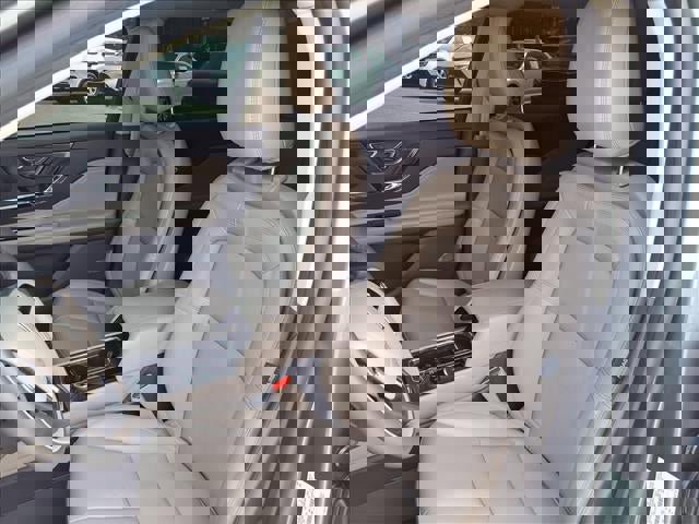 Used 2023 Lincoln Corsair FWD image 12