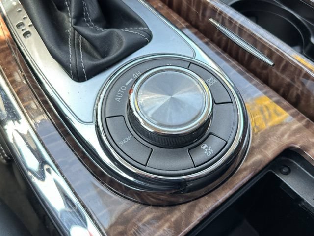Used 2020 Nissan Armada SL w/ Premium Package AWD/4WD image 54