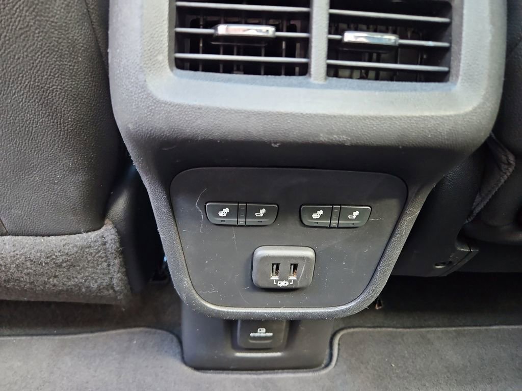 Used 2020 GMC Terrain Denali w/ Denali Premium Package image 32