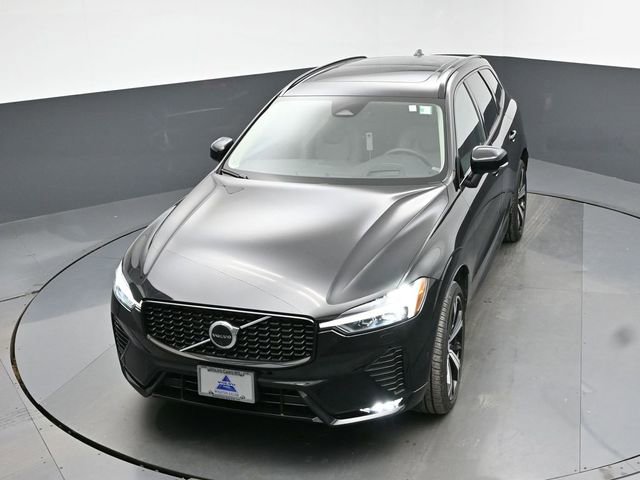 Used 2023 Volvo XC60 B6 Ultimate w/ Protection Package Premier image 45