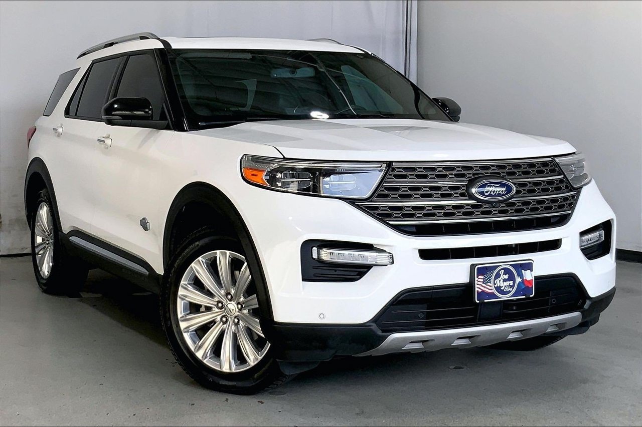 Used 2021 Ford Explorer King Ranch w/ Premium Technology Package AWD/4WD image 34