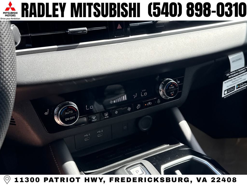 New 2026 Mitsubishi Outlander SE FWD image 10