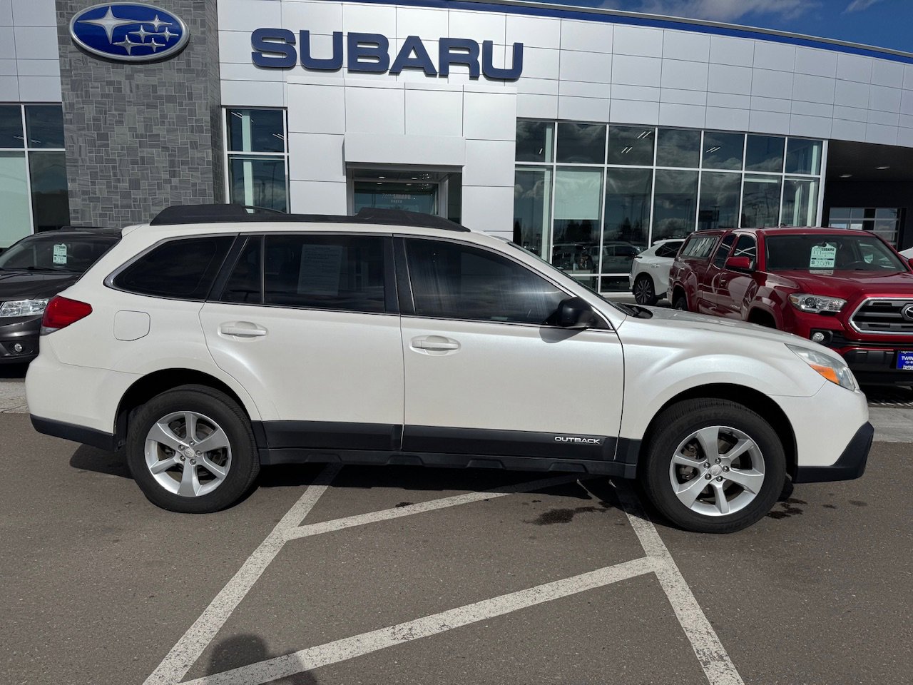 Used 2014 Subaru Outback 2.5i image 8