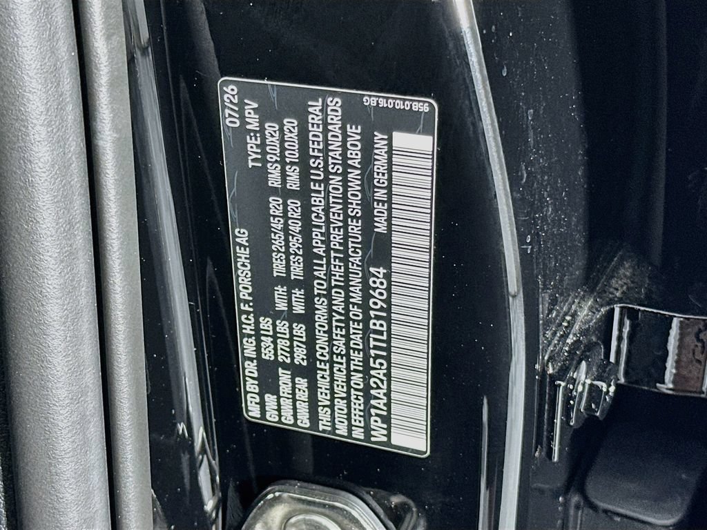 New 2026 Porsche Macan AWD/4WD image 35