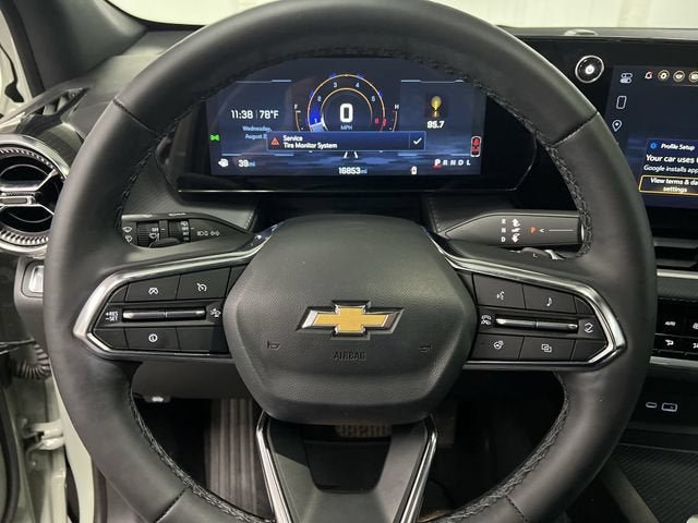 Certified 2026 Chevrolet Equinox LT w/ Convenience Package II FWD image 11
