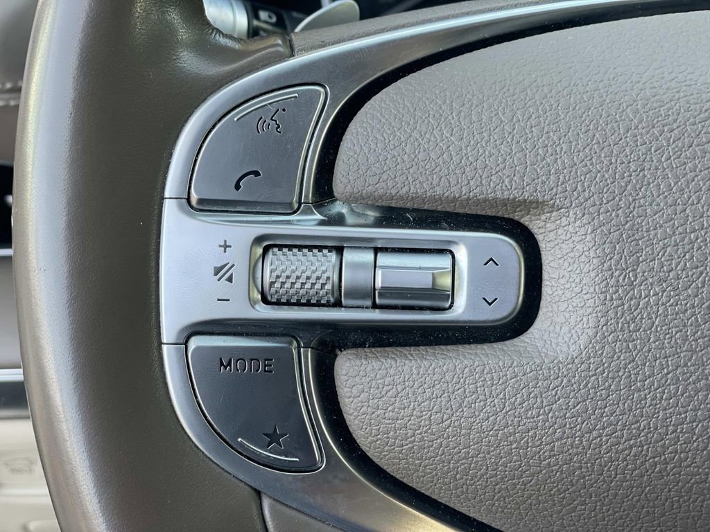 Used 2023 Genesis GV80 2.5T w/ Advanced Package image 8