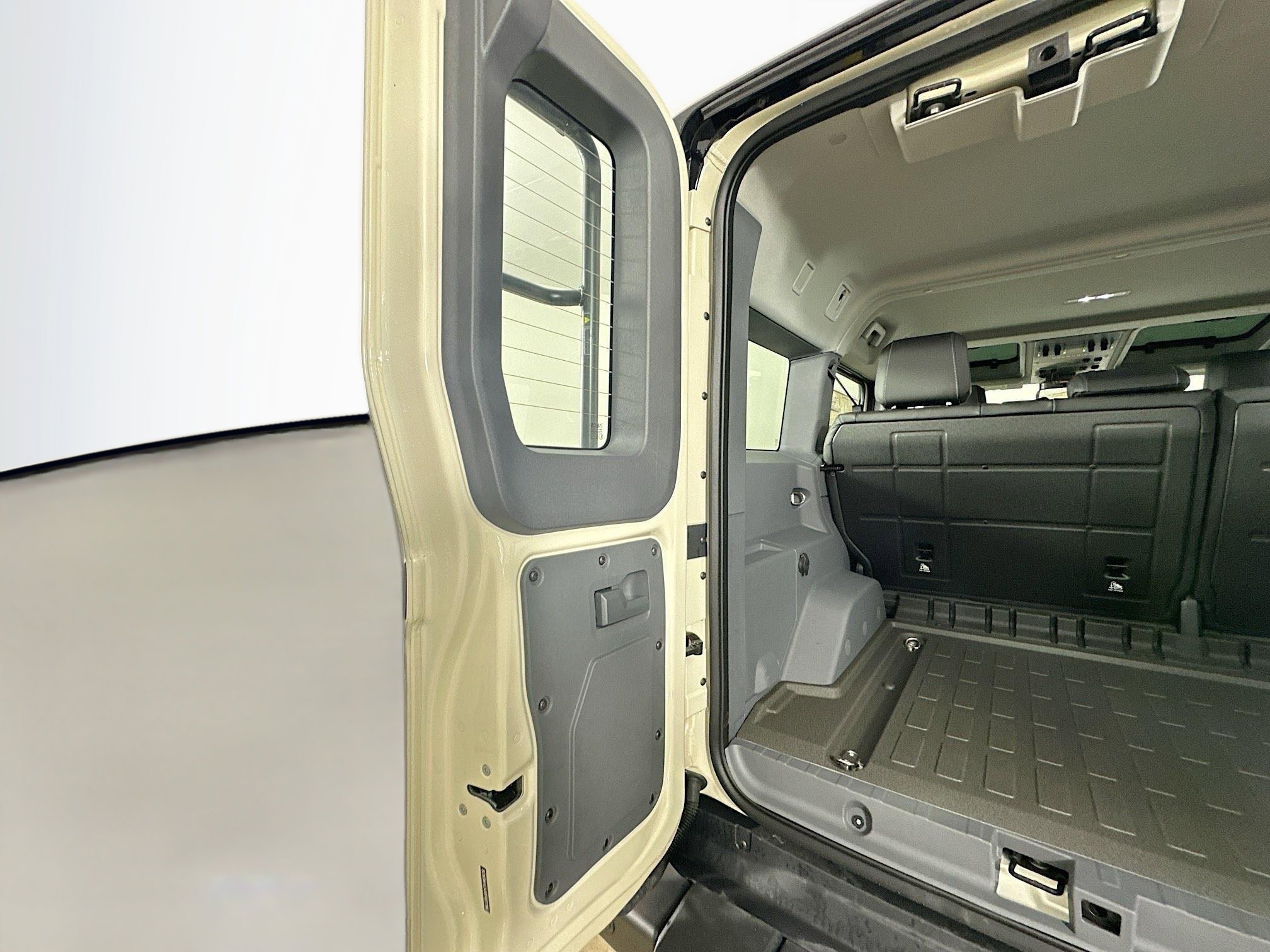 New 2025 INEOS Grenadier Fieldmaster Edition image 42