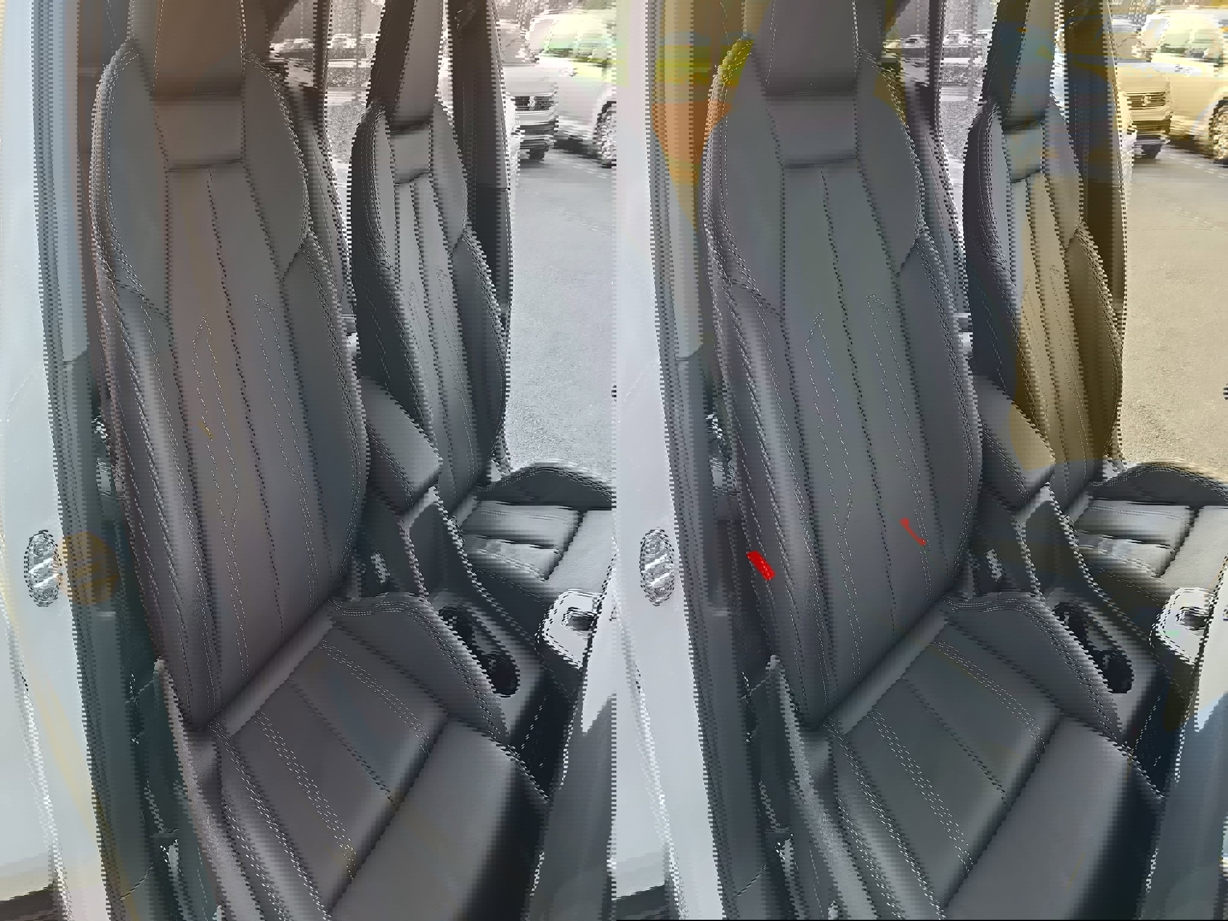 Used 2023 Audi Q4 e-tron Prestige w/ Black Optic Package image 10