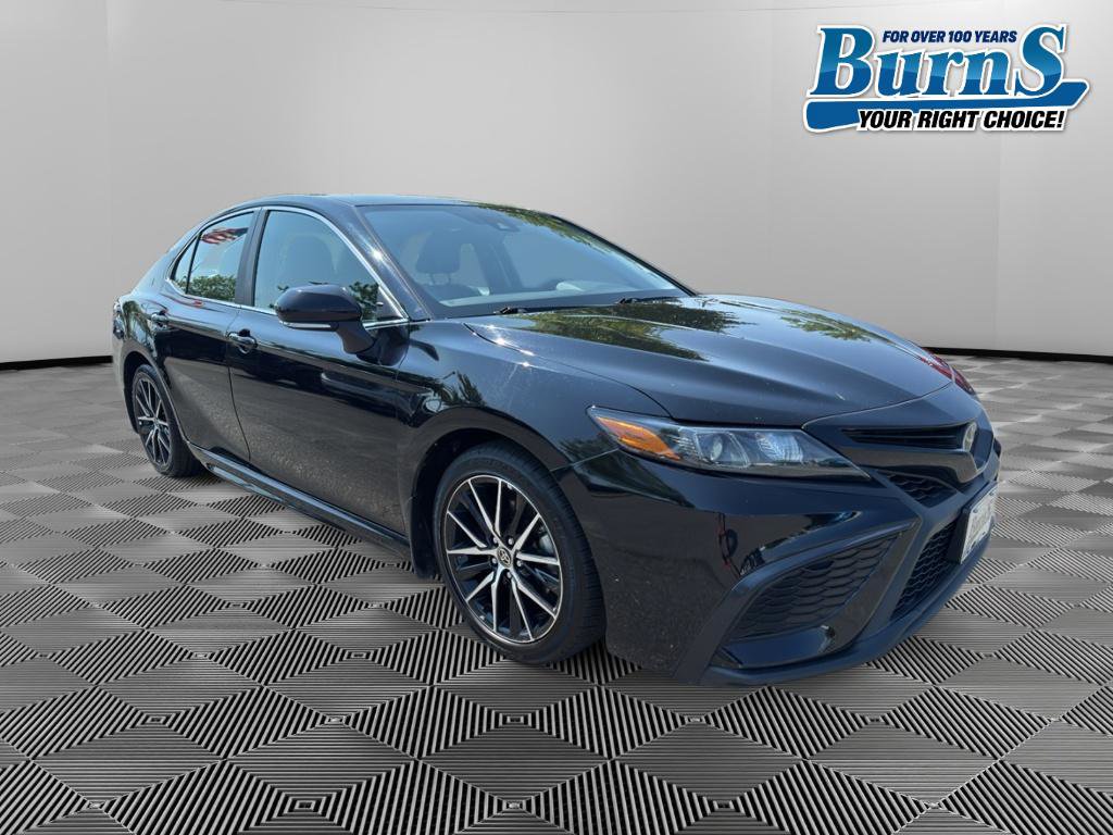 Used 2023 Toyota Camry SE