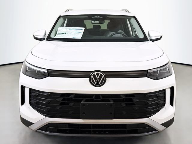 New 2026 Volkswagen Tiguan S image 2