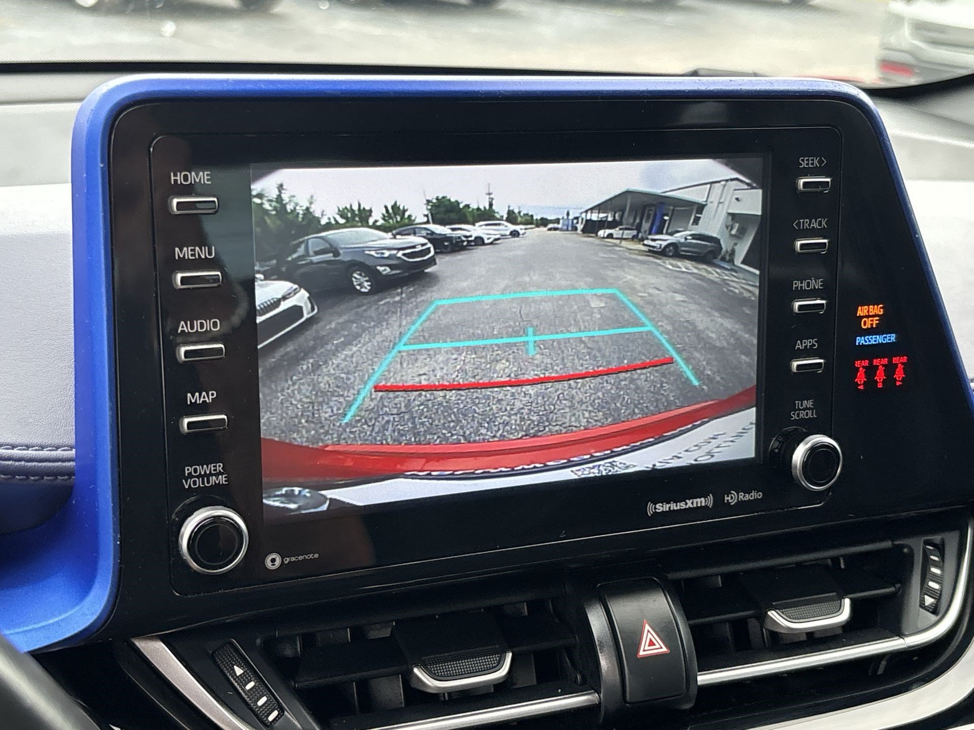 Used 2021 Toyota C-HR XLE FWD image 21