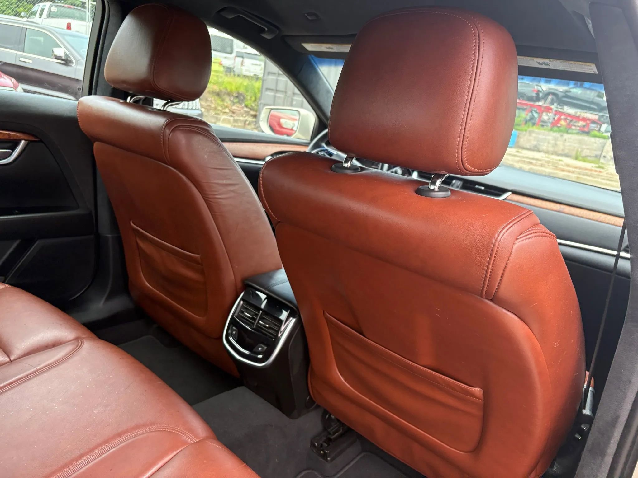 Used 2015 Cadillac XTS Luxury image 16